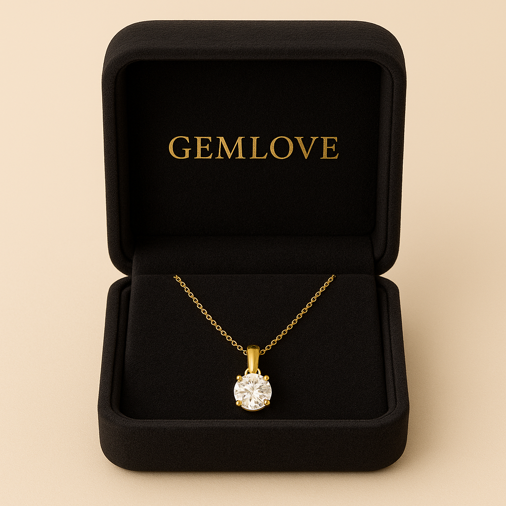 Lab Grown Diamond Solitaire Necklace in 14k Gold